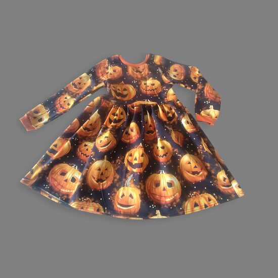 Kleita ”Ķirbji” 